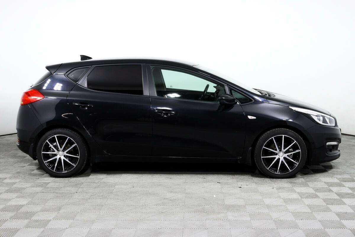 Купить Kia Ceed с пробегом. Фото: #3