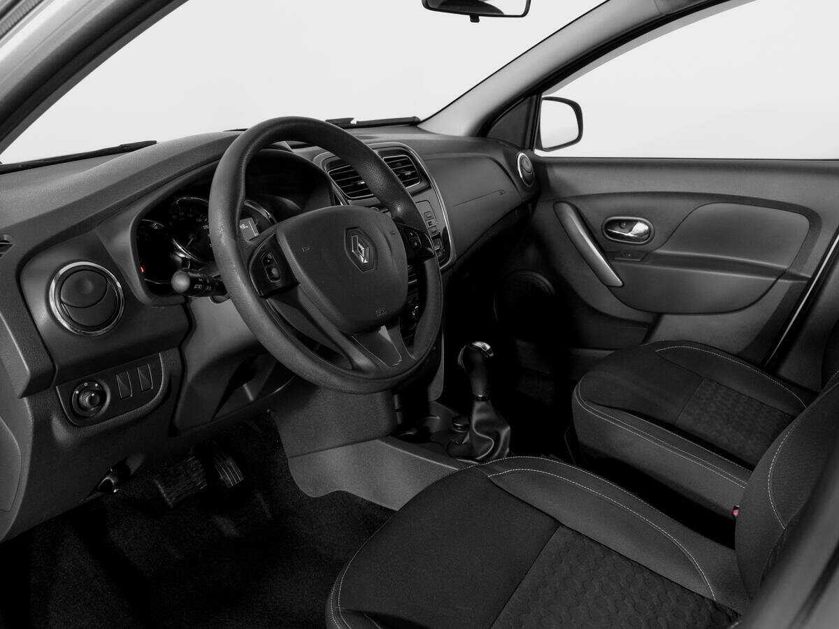 Купить Renault Logan с пробегом. Фото: #14