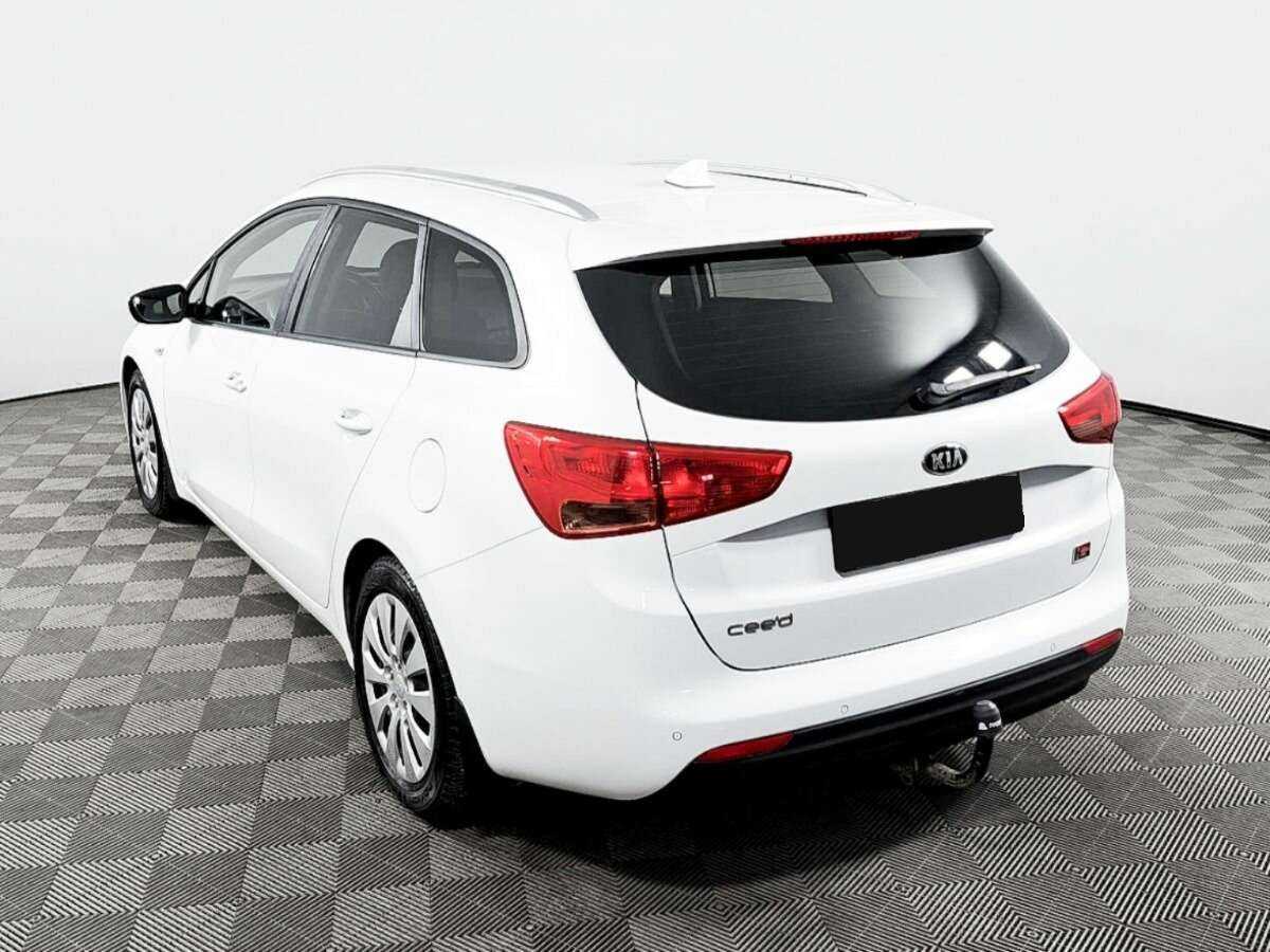 Купить Kia Ceed с пробегом. Фото: #5