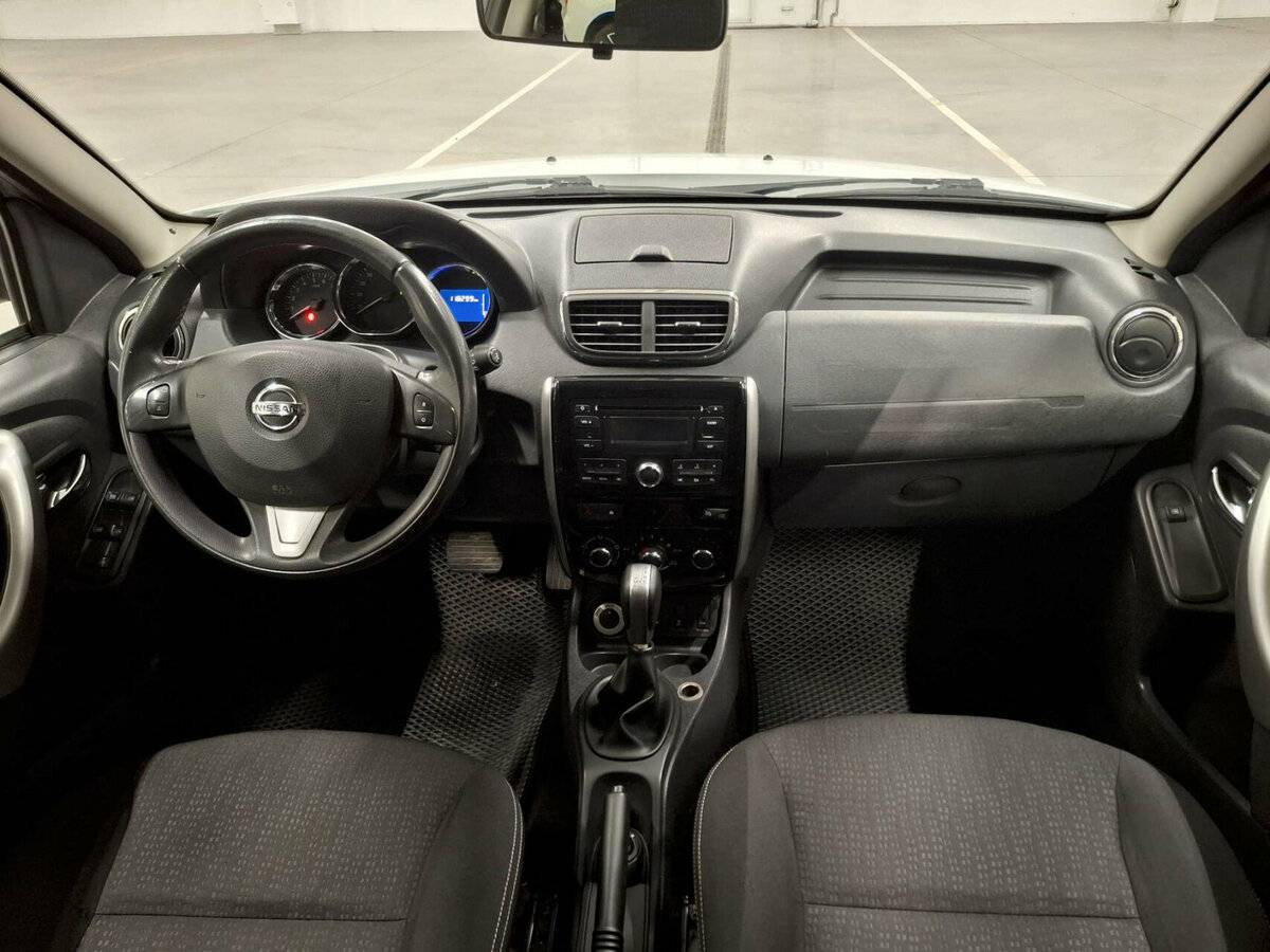 Купить Nissan Terrano с пробегом. Фото: #13