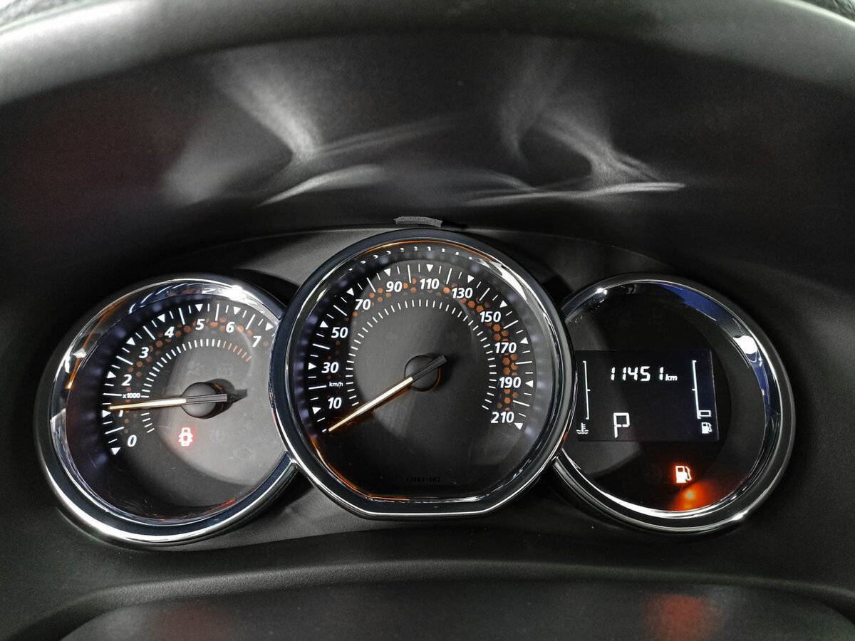 Купить Renault Sandero с пробегом. Фото: #11