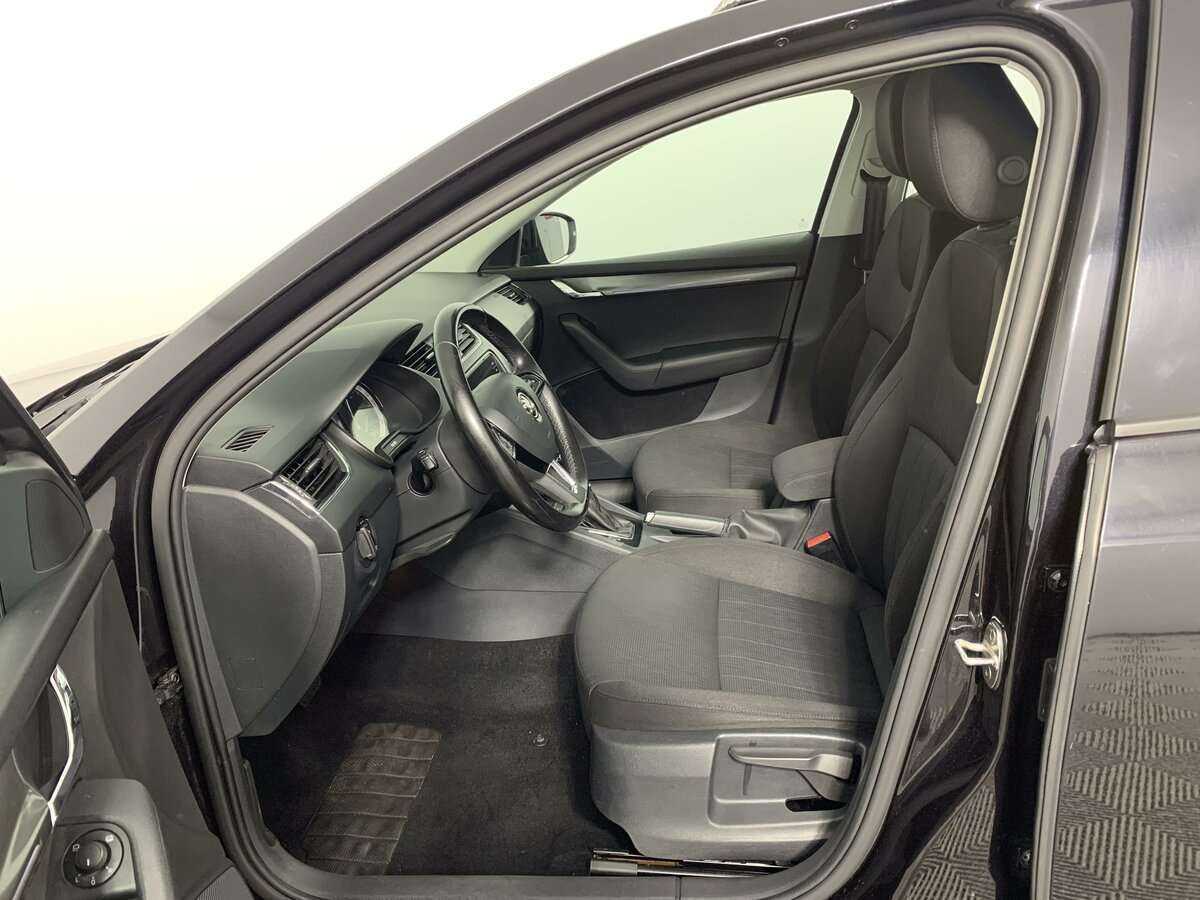 Купить Skoda Octavia с пробегом. Фото: #13