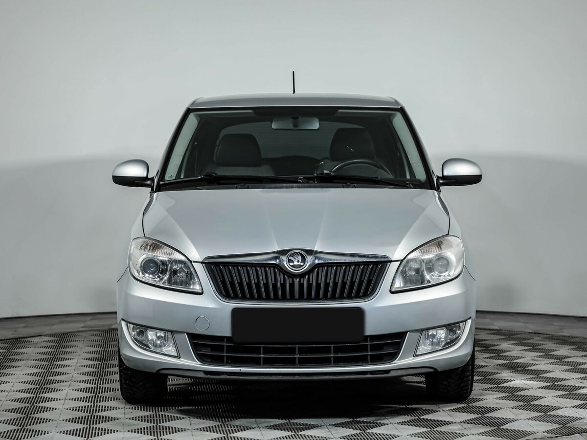 Купить Skoda Fabia с пробегом. Фото: #1