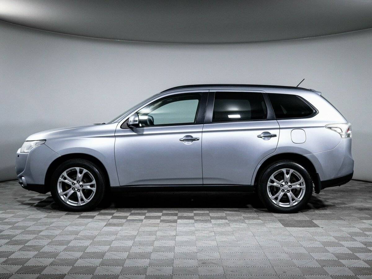 Купить Mitsubishi Outlander с пробегом. Фото: #7