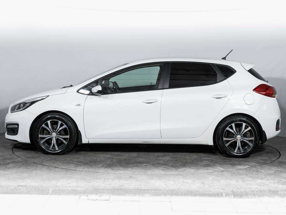 Купить Kia Ceed с пробегом. Фото: #7