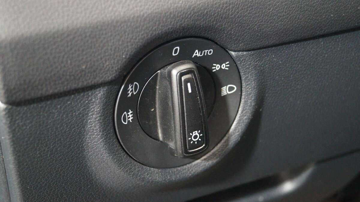 Купить Skoda Octavia с пробегом. Фото: #8