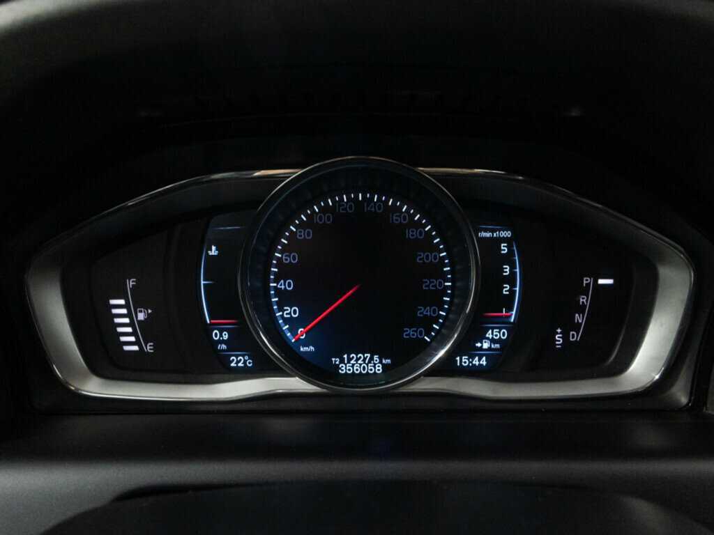 Купить Volvo XC60 с пробегом. Фото: #11