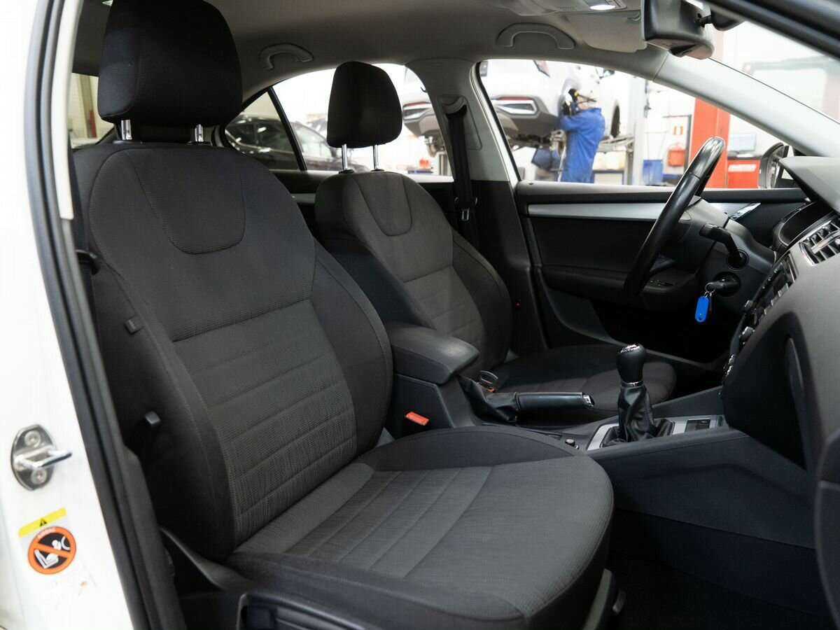 Купить Skoda Octavia с пробегом. Фото: #7