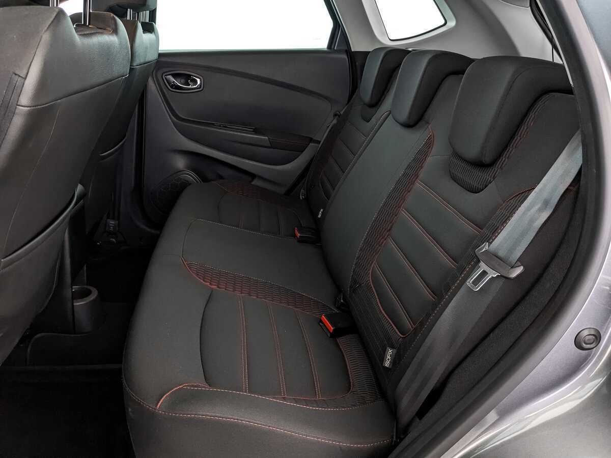 Купить Renault Kaptur с пробегом. Фото: #17