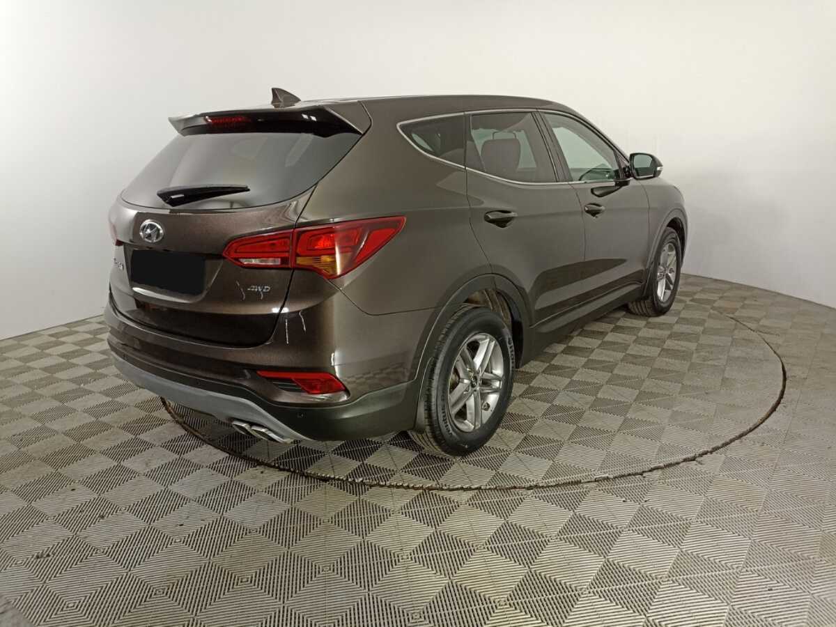 Купить Hyundai Santa Fe с пробегом. Фото: #4