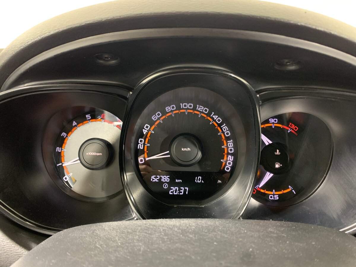 Купить Lada (ВАЗ) Vesta с пробегом. Фото: #13