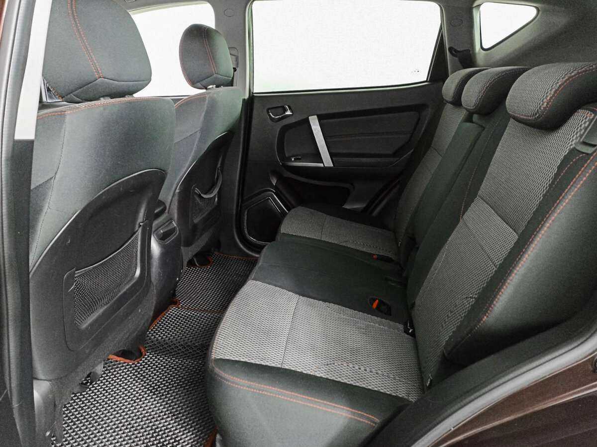 Купить Geely Emgrand X7 с пробегом. Фото: #9