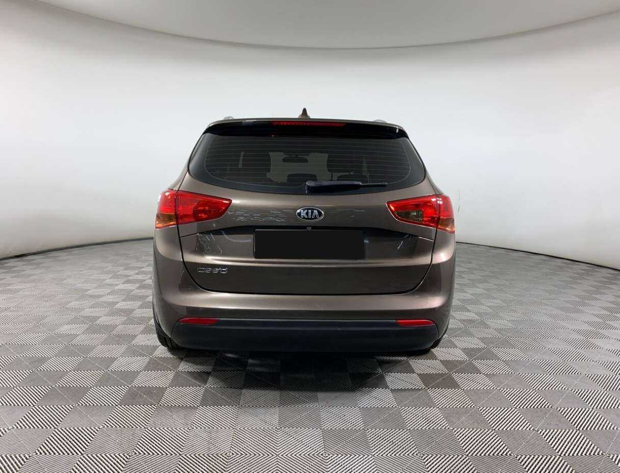 Купить Kia Ceed с пробегом. Фото: #5