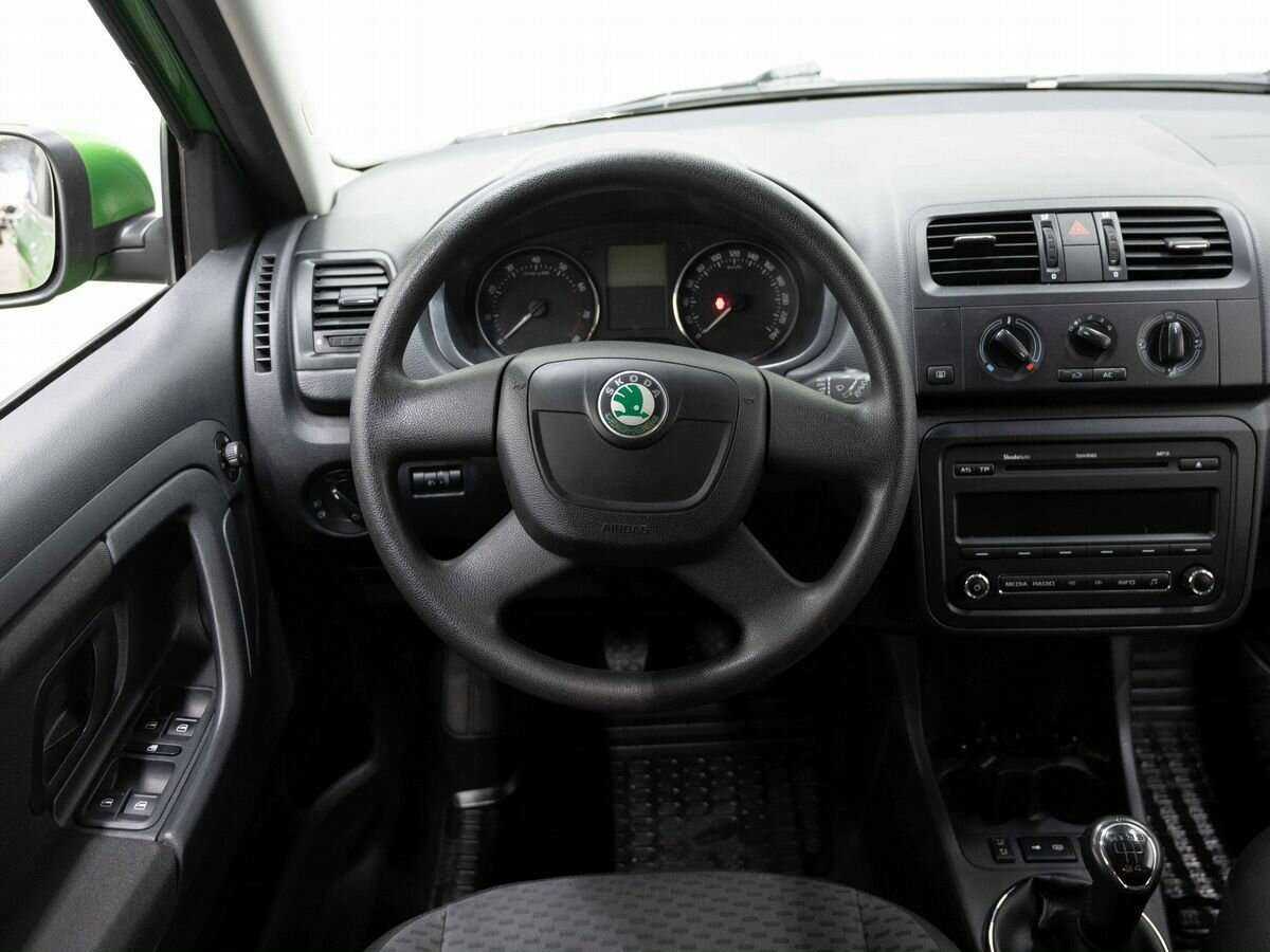 Купить Skoda Fabia с пробегом. Фото: #13