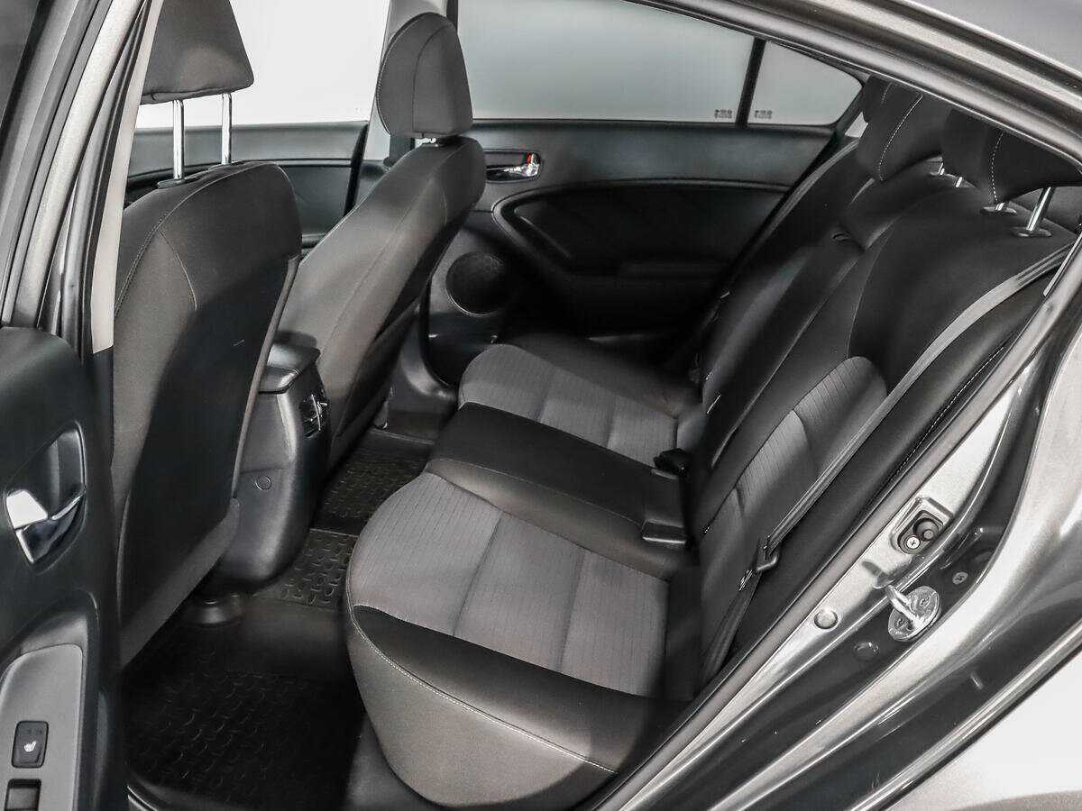 Купить Kia Cerato с пробегом. Фото: #9