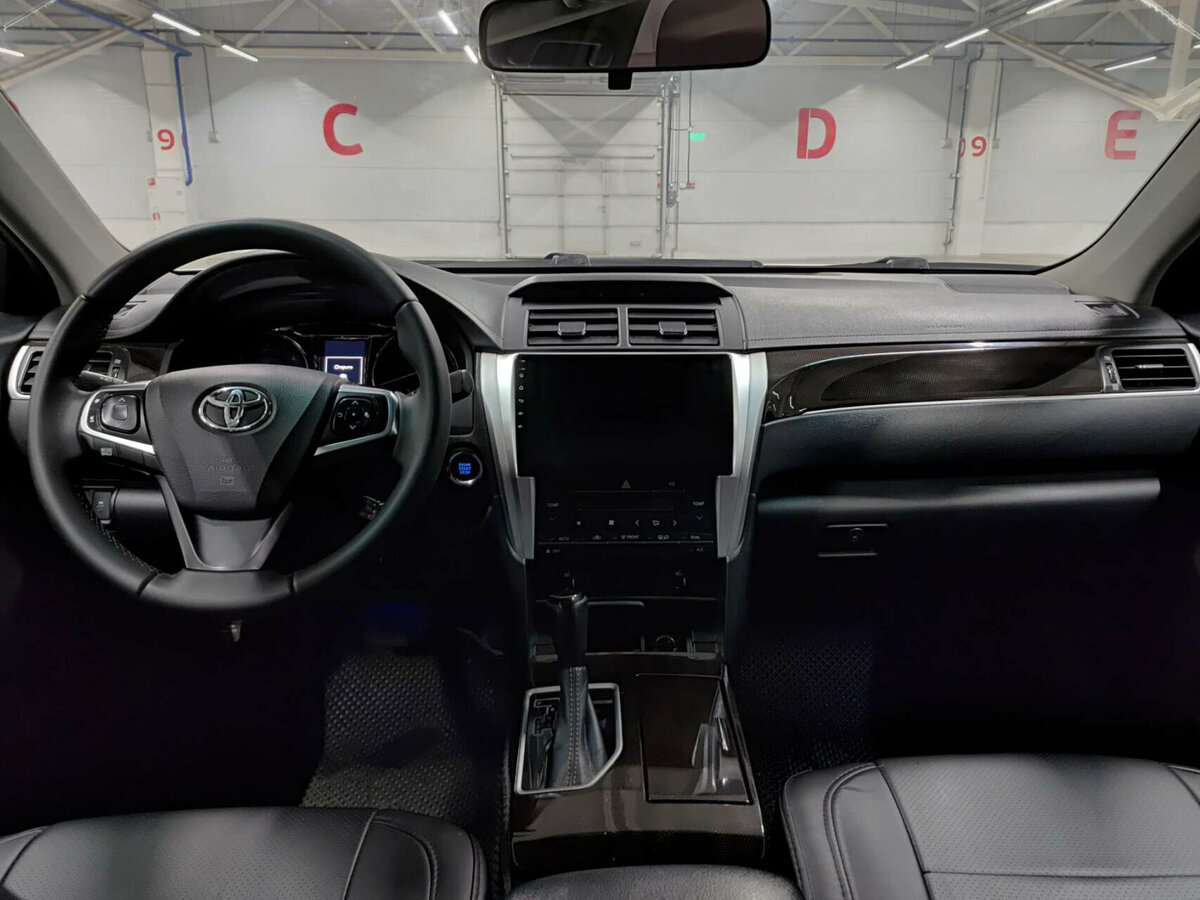 Купить Toyota Camry с пробегом. Фото: #13
