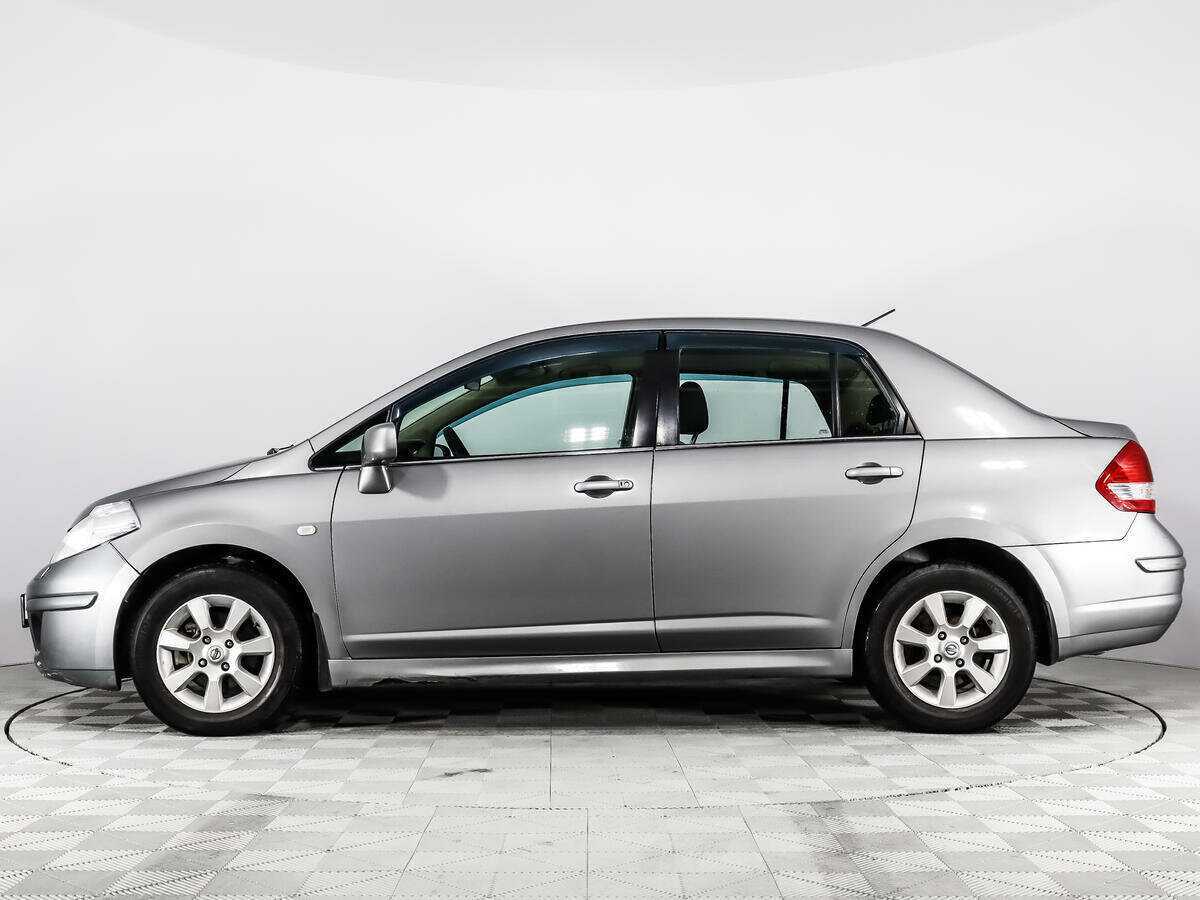 Купить Nissan Tiida с пробегом. Фото: #7