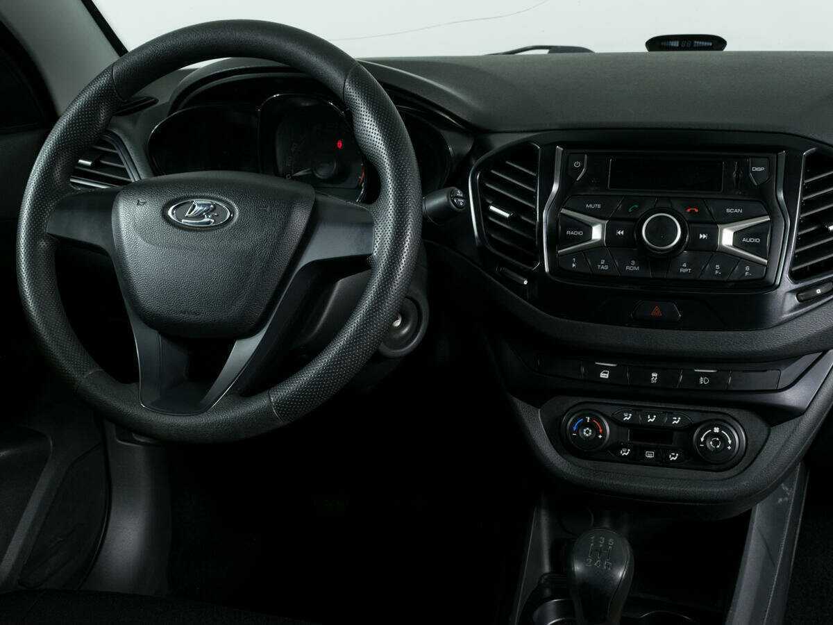 Купить Lada (ВАЗ) Vesta с пробегом. Фото: #10