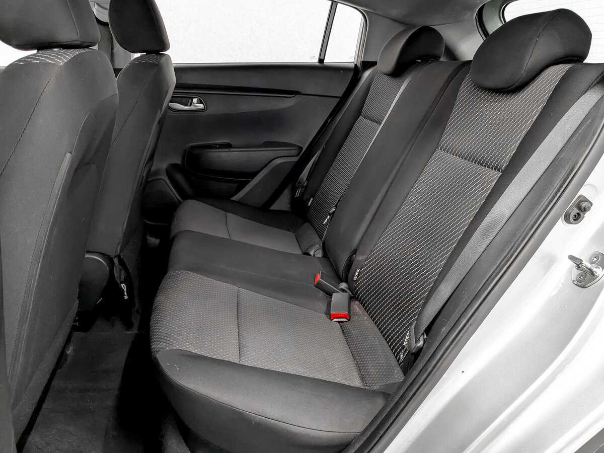 Купить Kia Rio с пробегом. Фото: #10