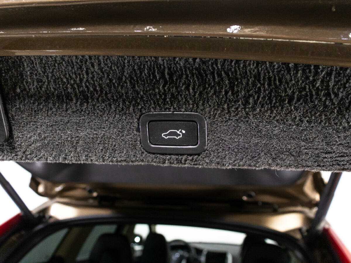 Купить Volvo XC60 с пробегом. Фото: #14