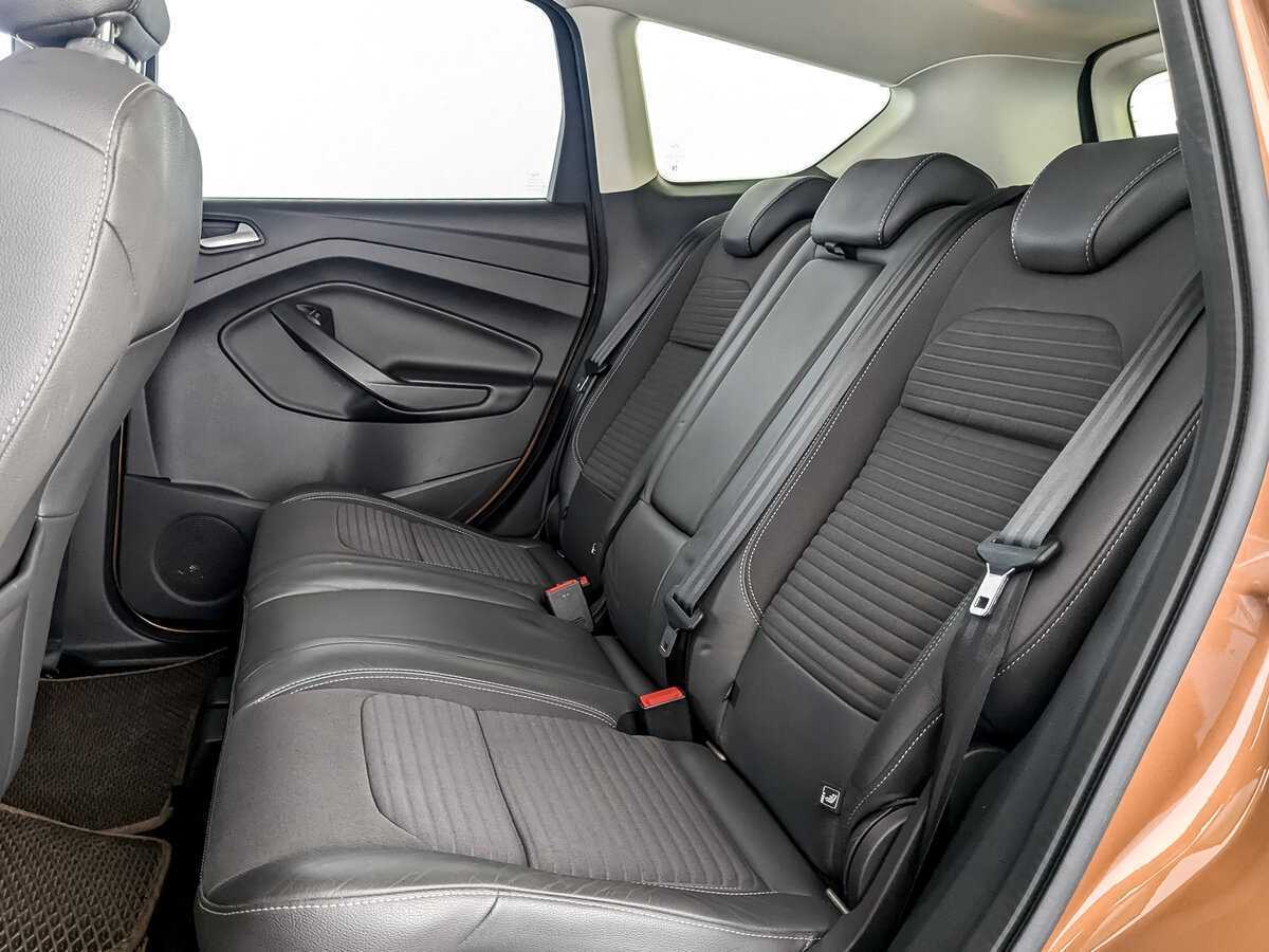 Купить Ford Kuga с пробегом. Фото: #11