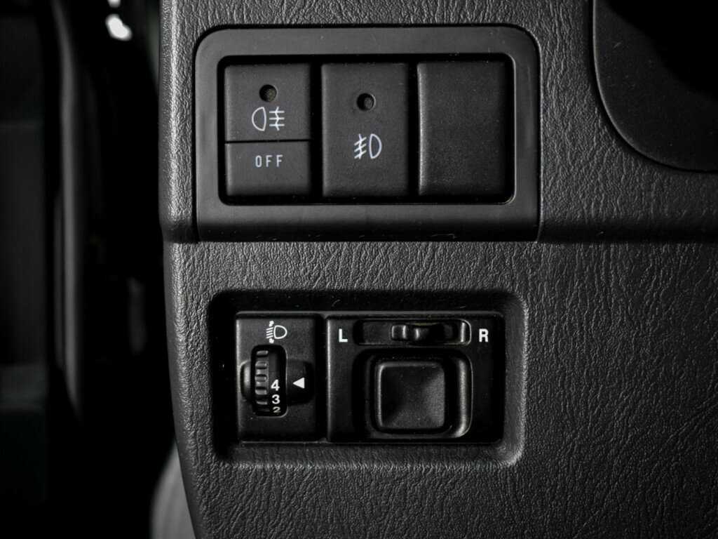 Купить Suzuki Jimny с пробегом. Фото: #9