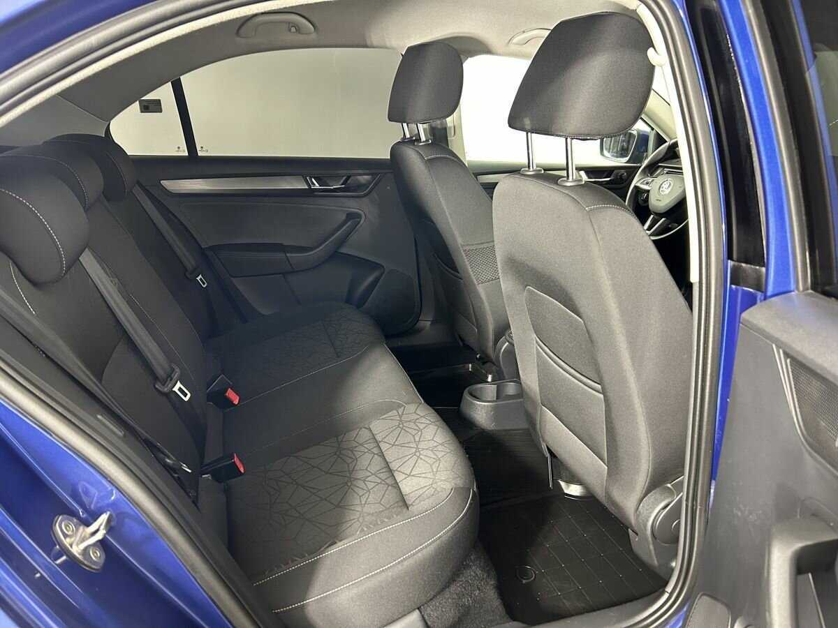 Купить Skoda Rapid с пробегом. Фото: #15