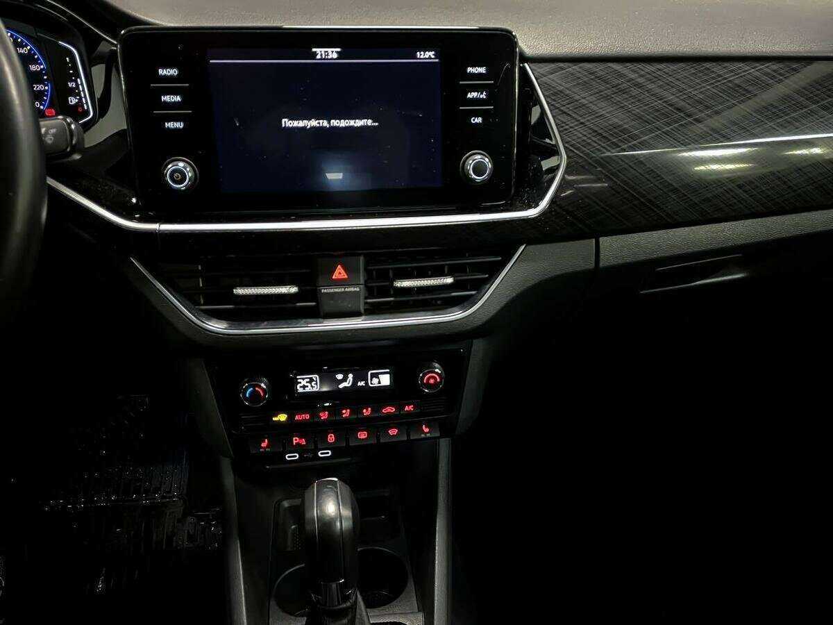 Купить Volkswagen Polo с пробегом. Фото: #12