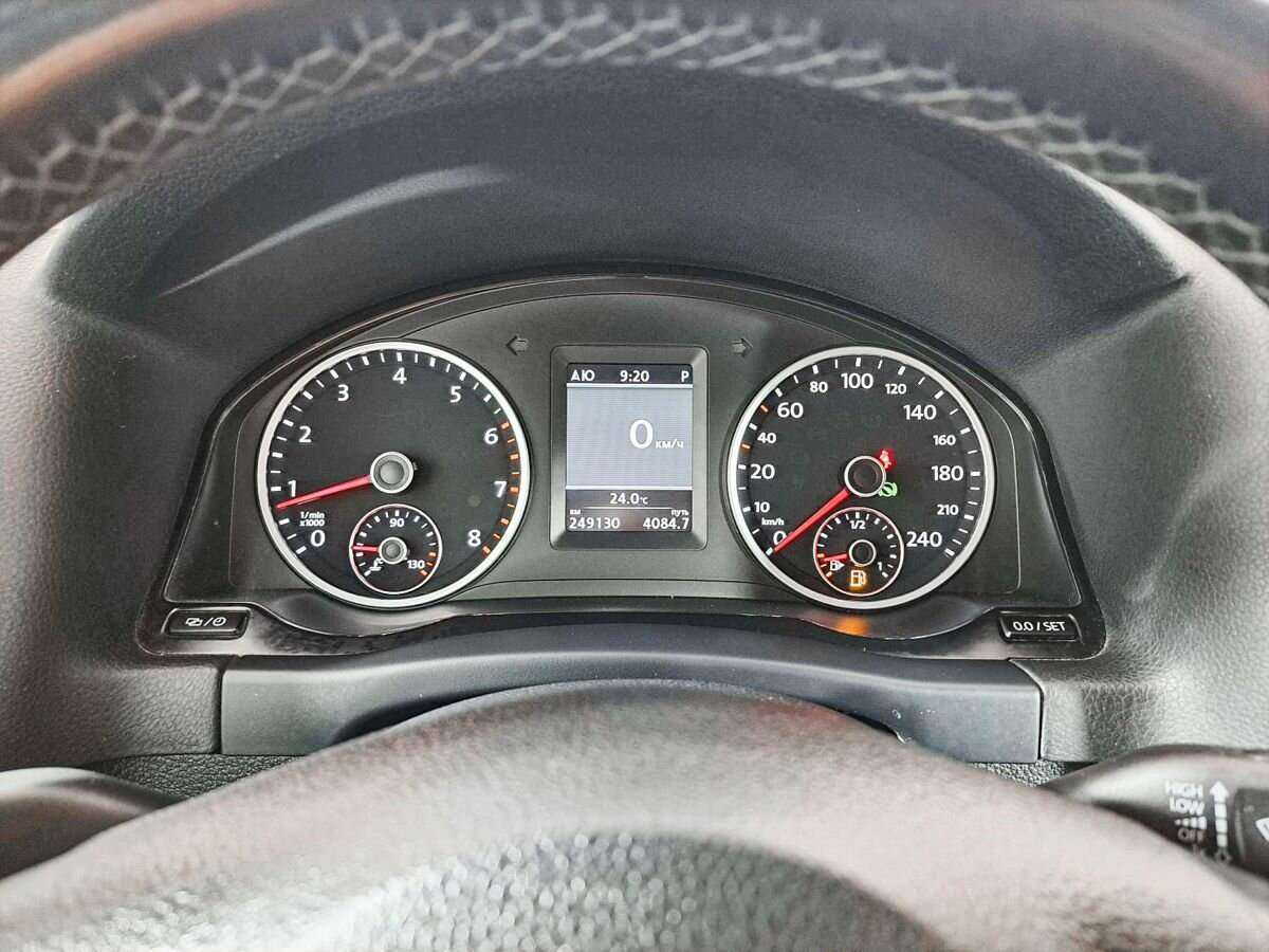 Купить Volkswagen Tiguan с пробегом. Фото: #10