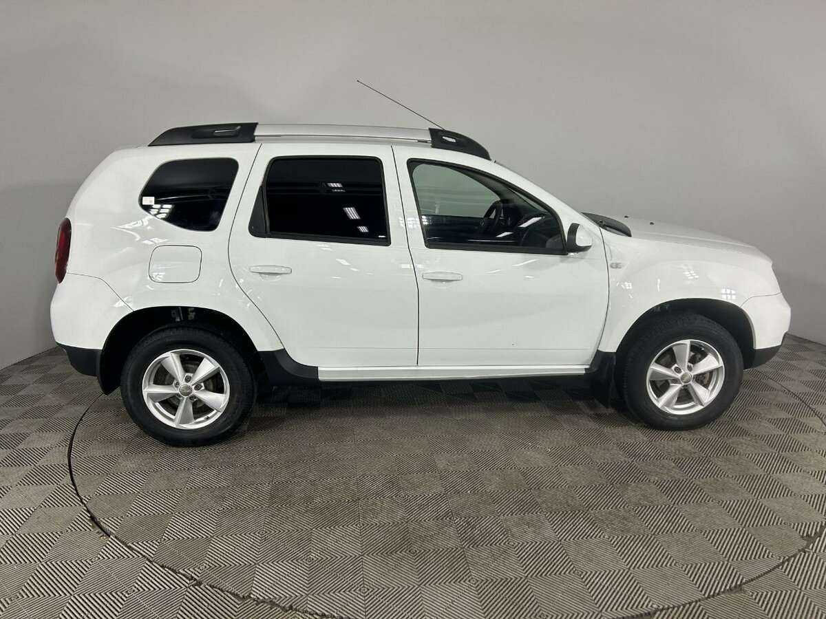 Купить Renault Duster с пробегом. Фото: #3