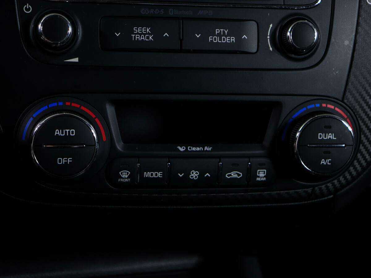 Купить Kia Cerato с пробегом. Фото: #19