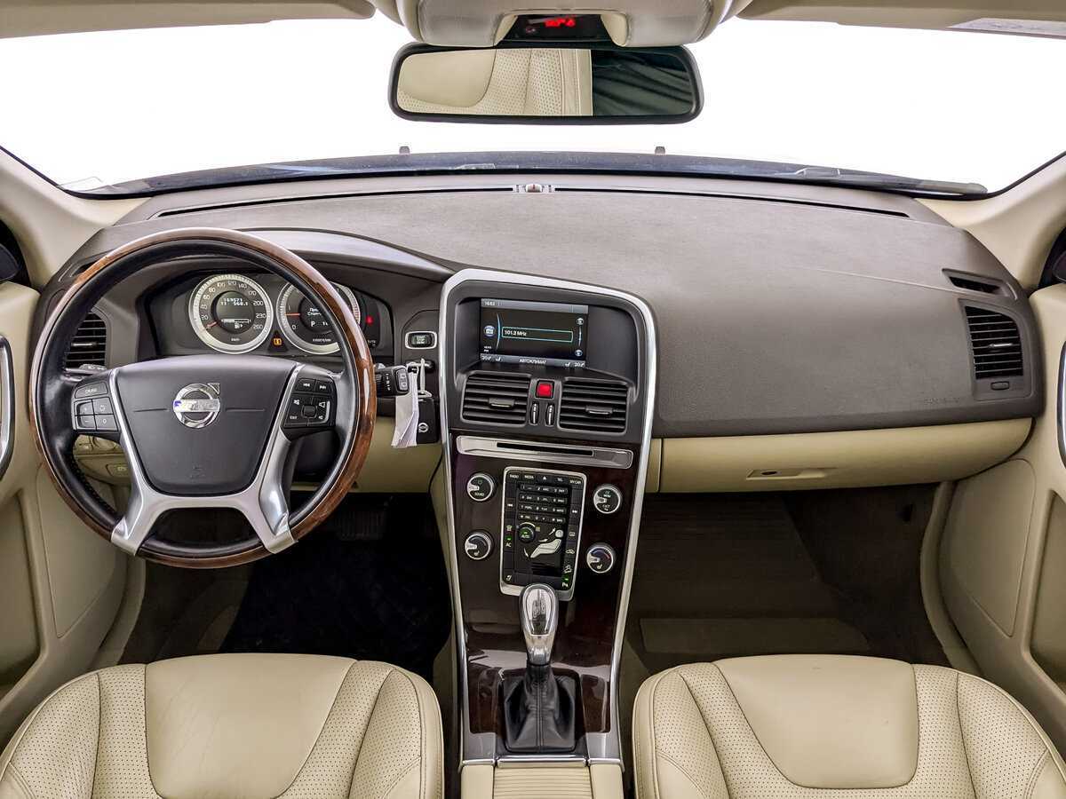 Купить Volvo XC60 с пробегом. Фото: #13