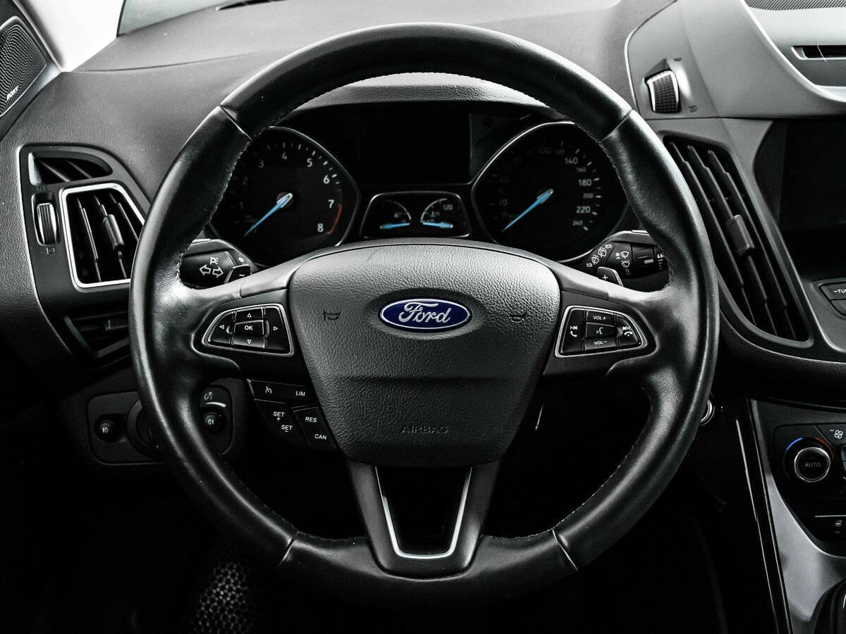 Купить Ford Kuga с пробегом. Фото: #11