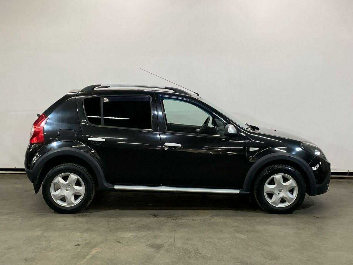 Купить Renault Sandero с пробегом. Фото: #3