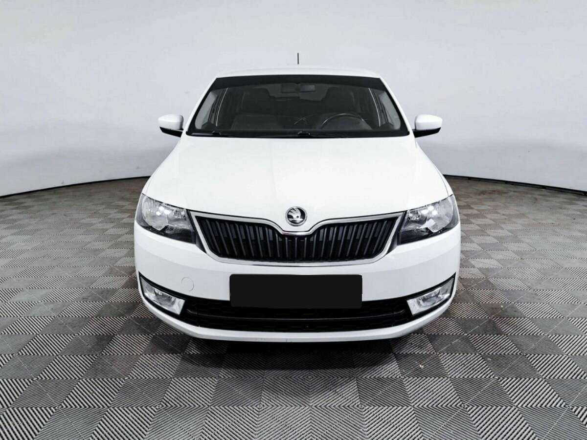 Купить Skoda Rapid с пробегом. Фото: #1