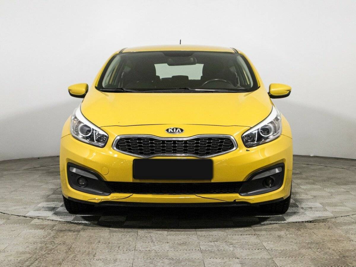 Купить Kia Ceed с пробегом. Фото: #1
