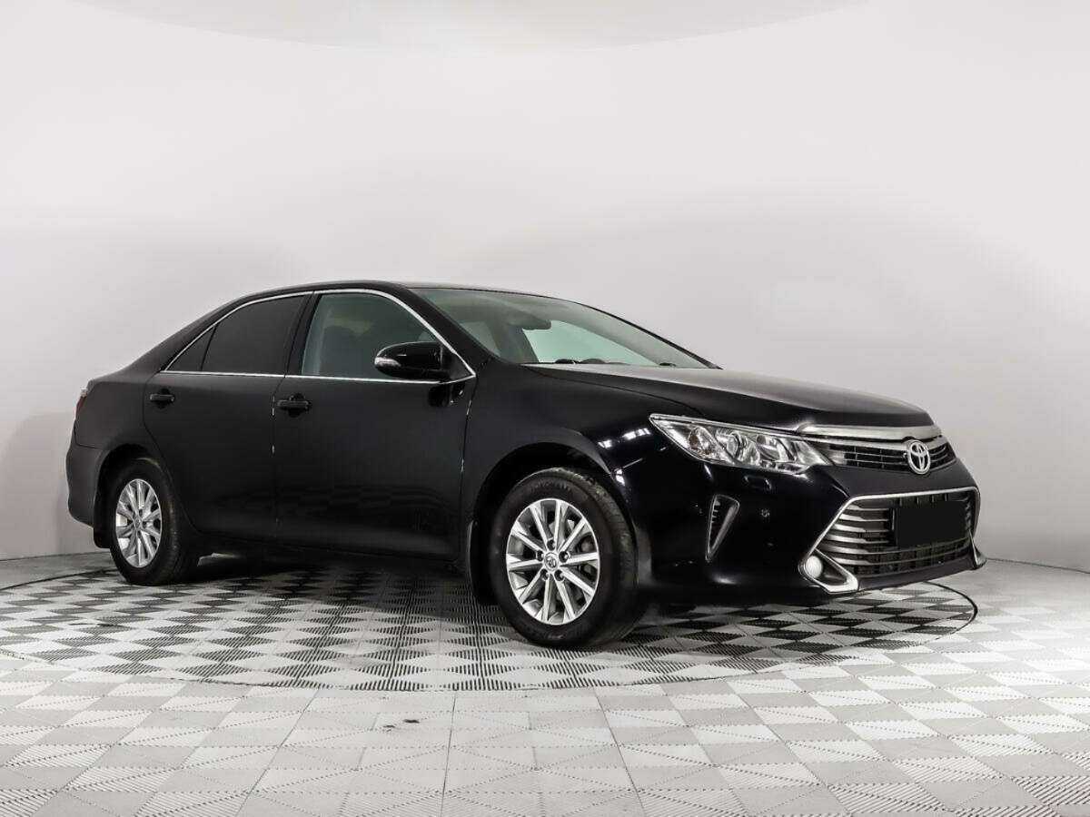 Купить Toyota Camry с пробегом. Фото: #2