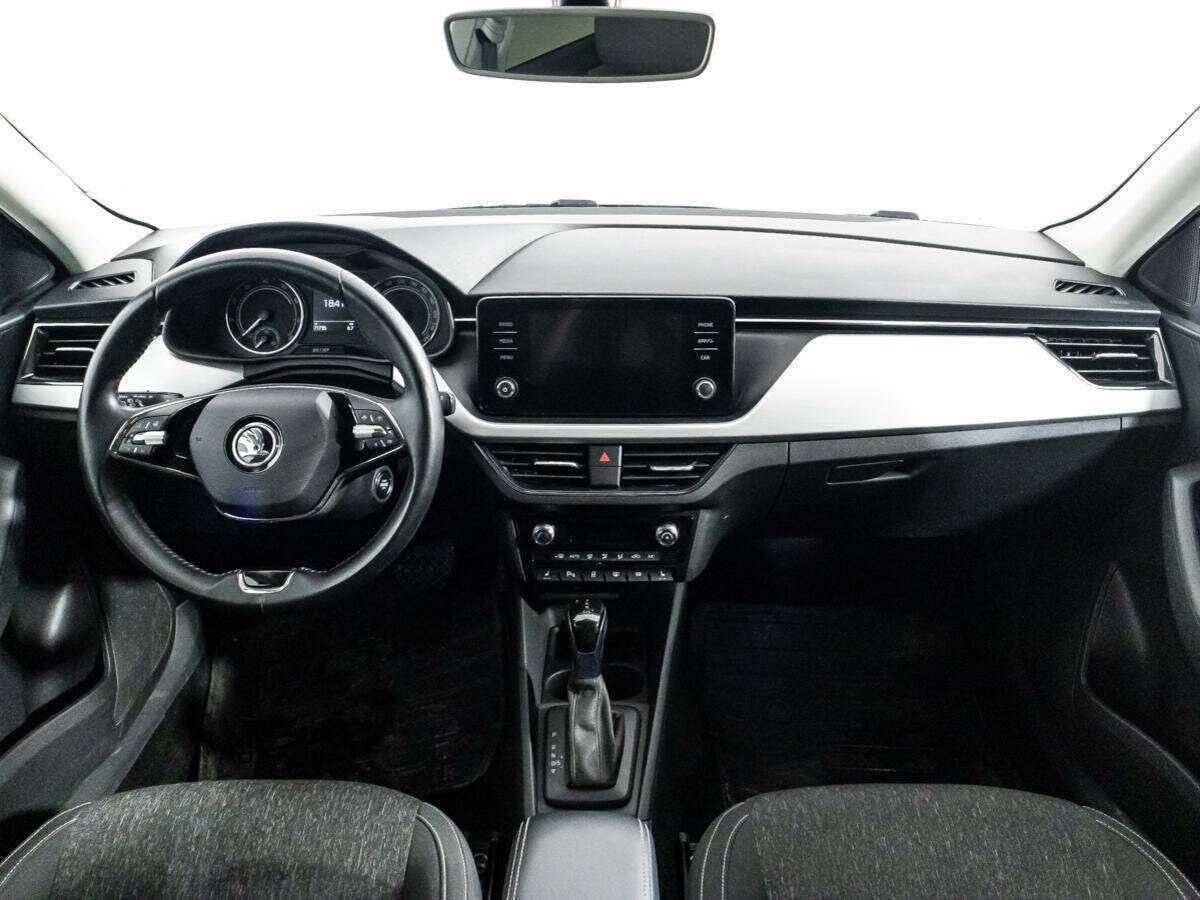 Купить Skoda Rapid с пробегом. Фото: #12