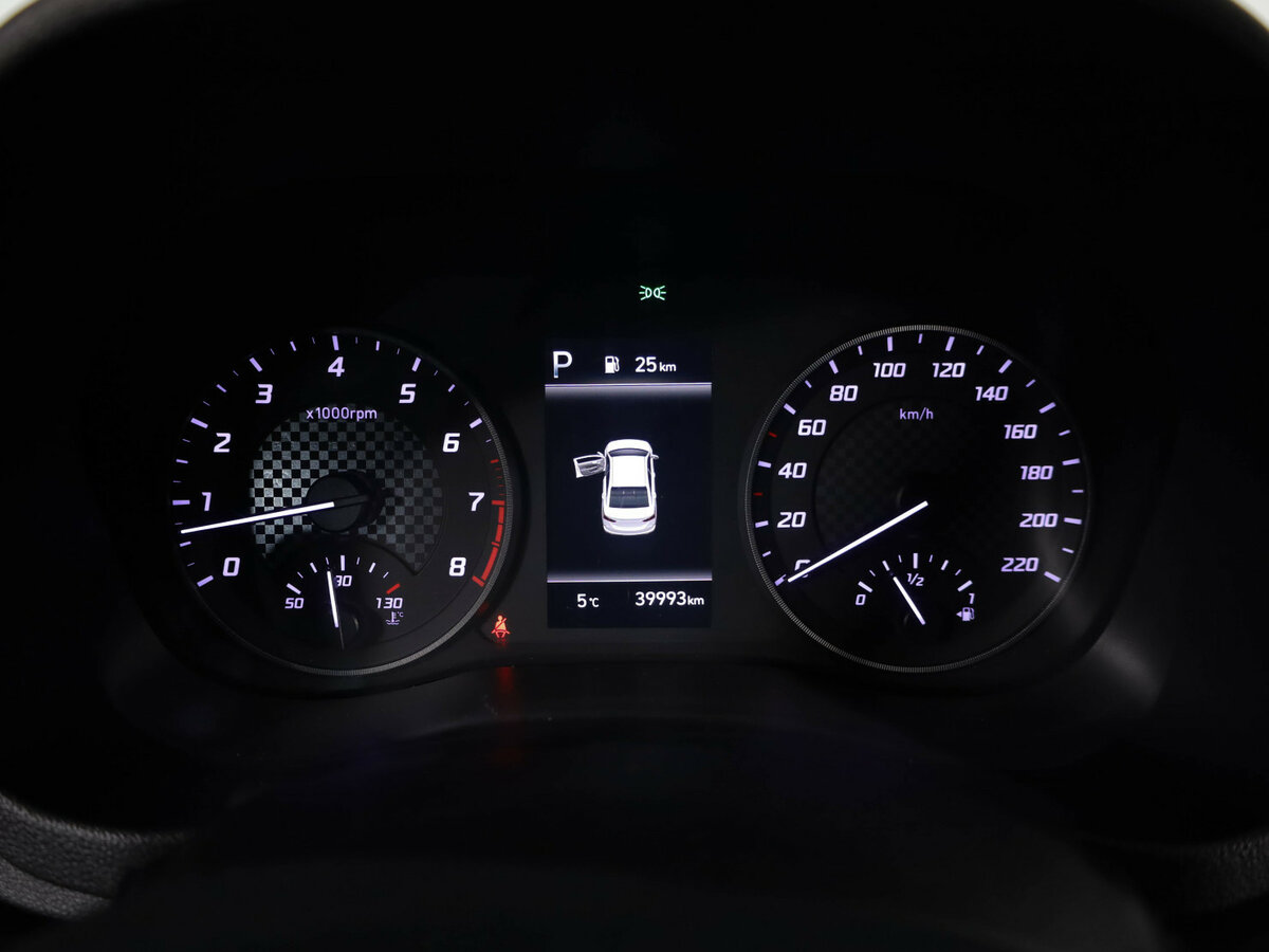 Купить Hyundai Solaris с пробегом. Фото: #7