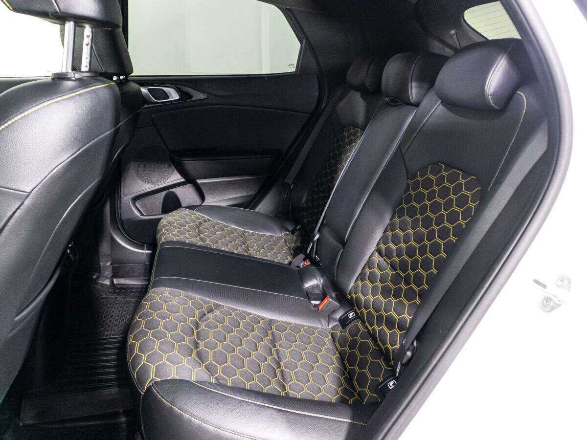 Купить Kia XCeed с пробегом. Фото: #9