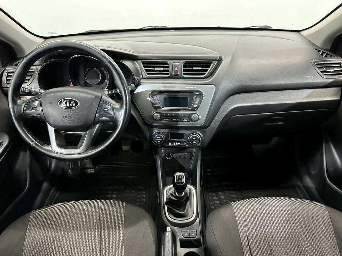 Купить Kia Rio с пробегом. Фото: #8