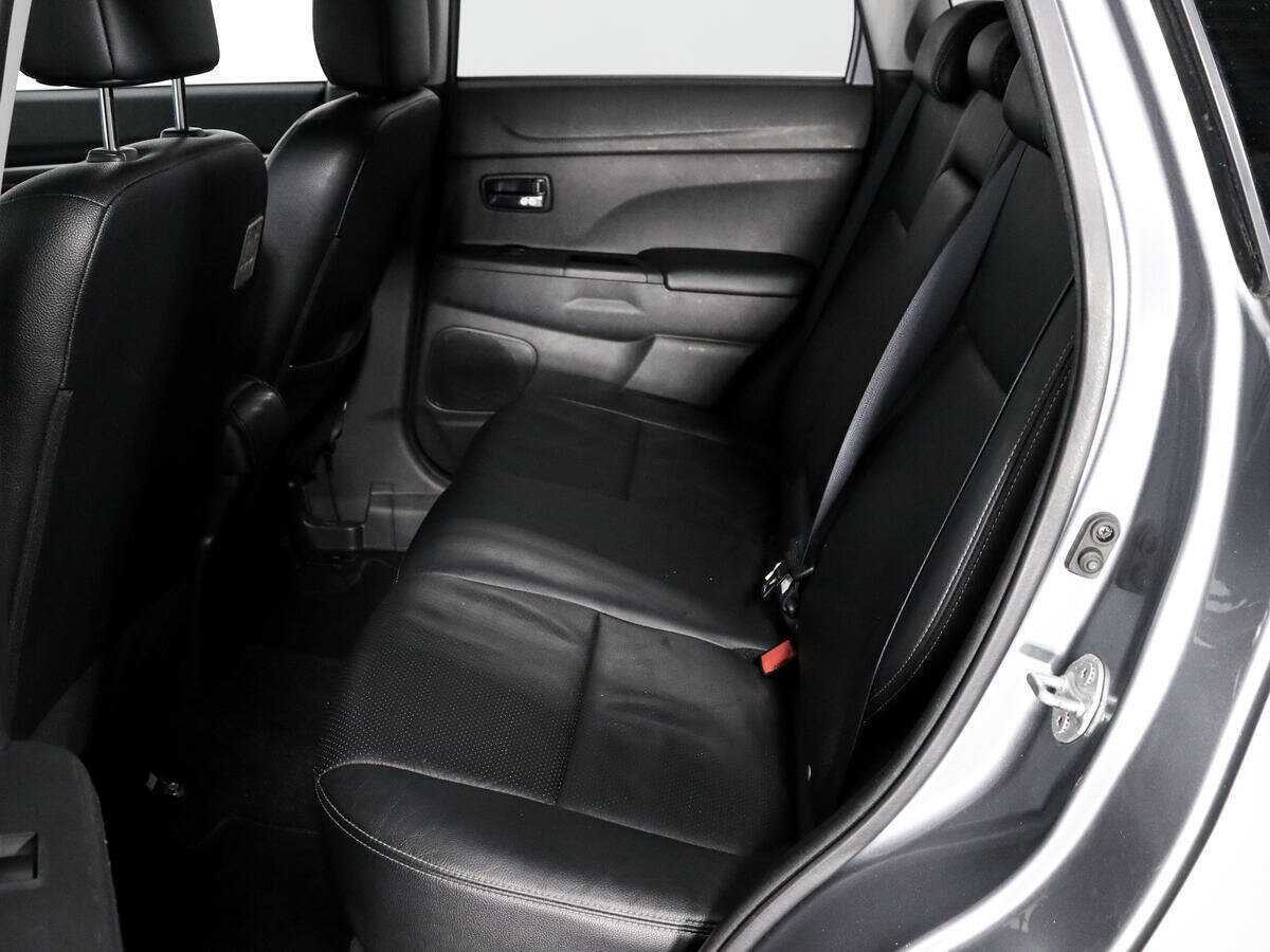 Купить Mitsubishi ASX с пробегом. Фото: #10