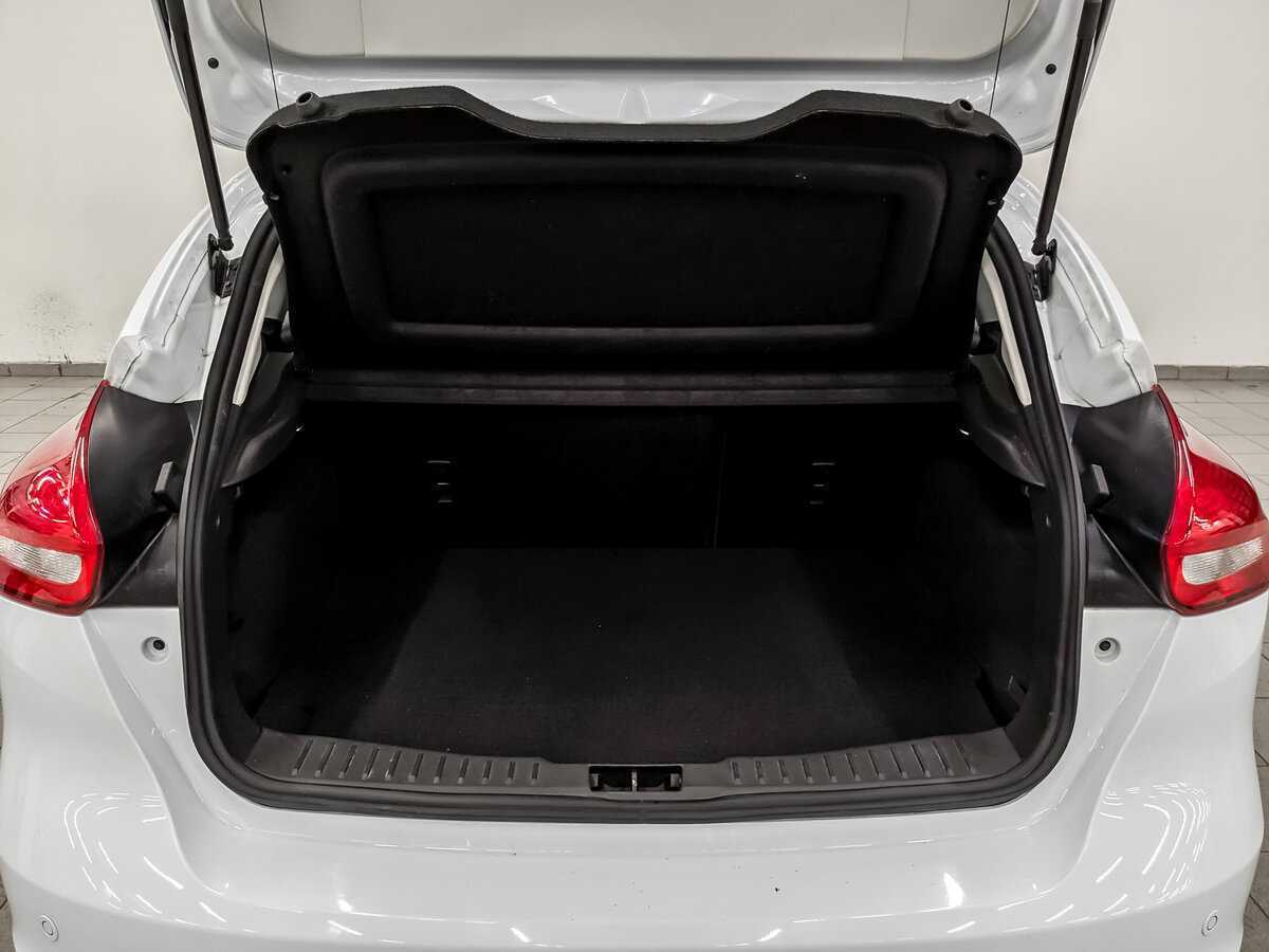 Купить Ford Focus с пробегом. Фото: #9