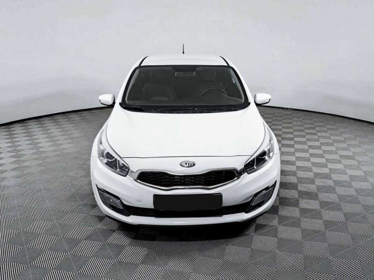 Купить Kia Ceed с пробегом. Фото: #1