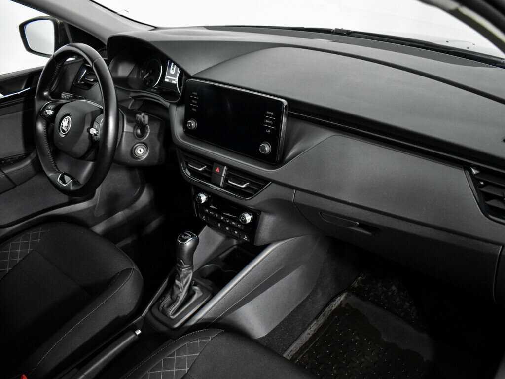 Купить Skoda Rapid с пробегом. Фото: #11