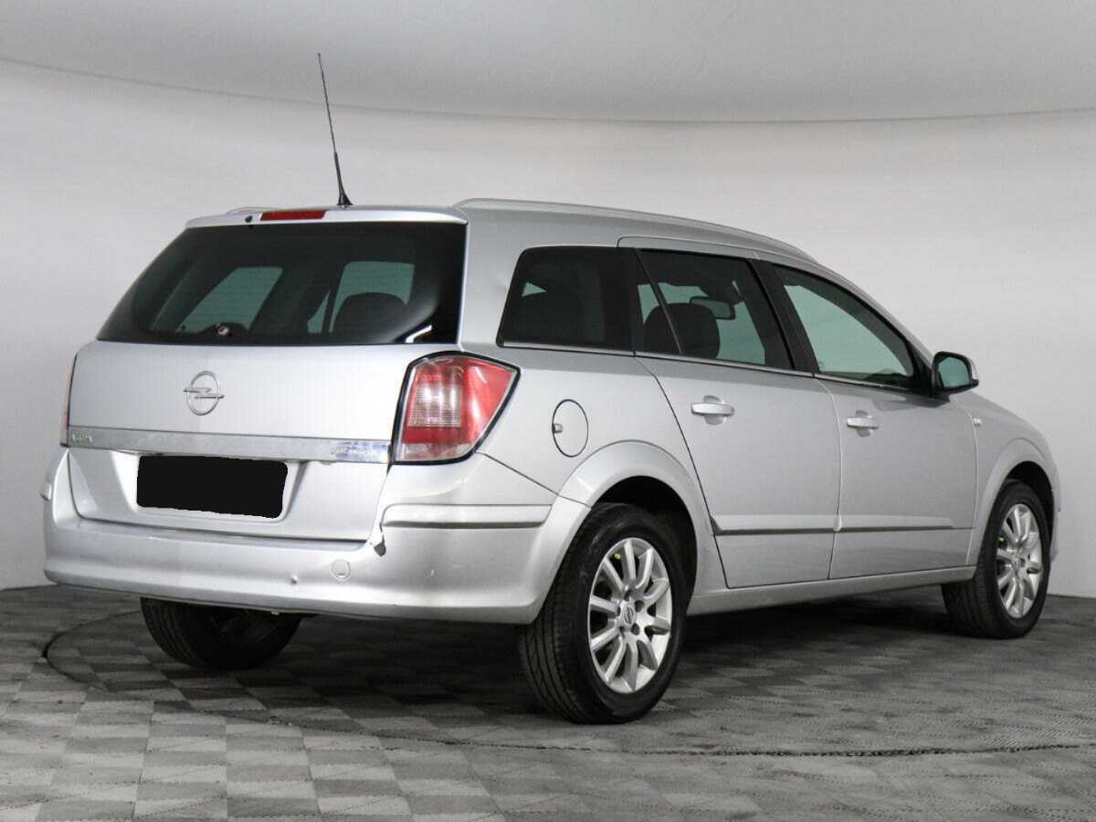 Купить Opel Astra с пробегом. Фото: #2