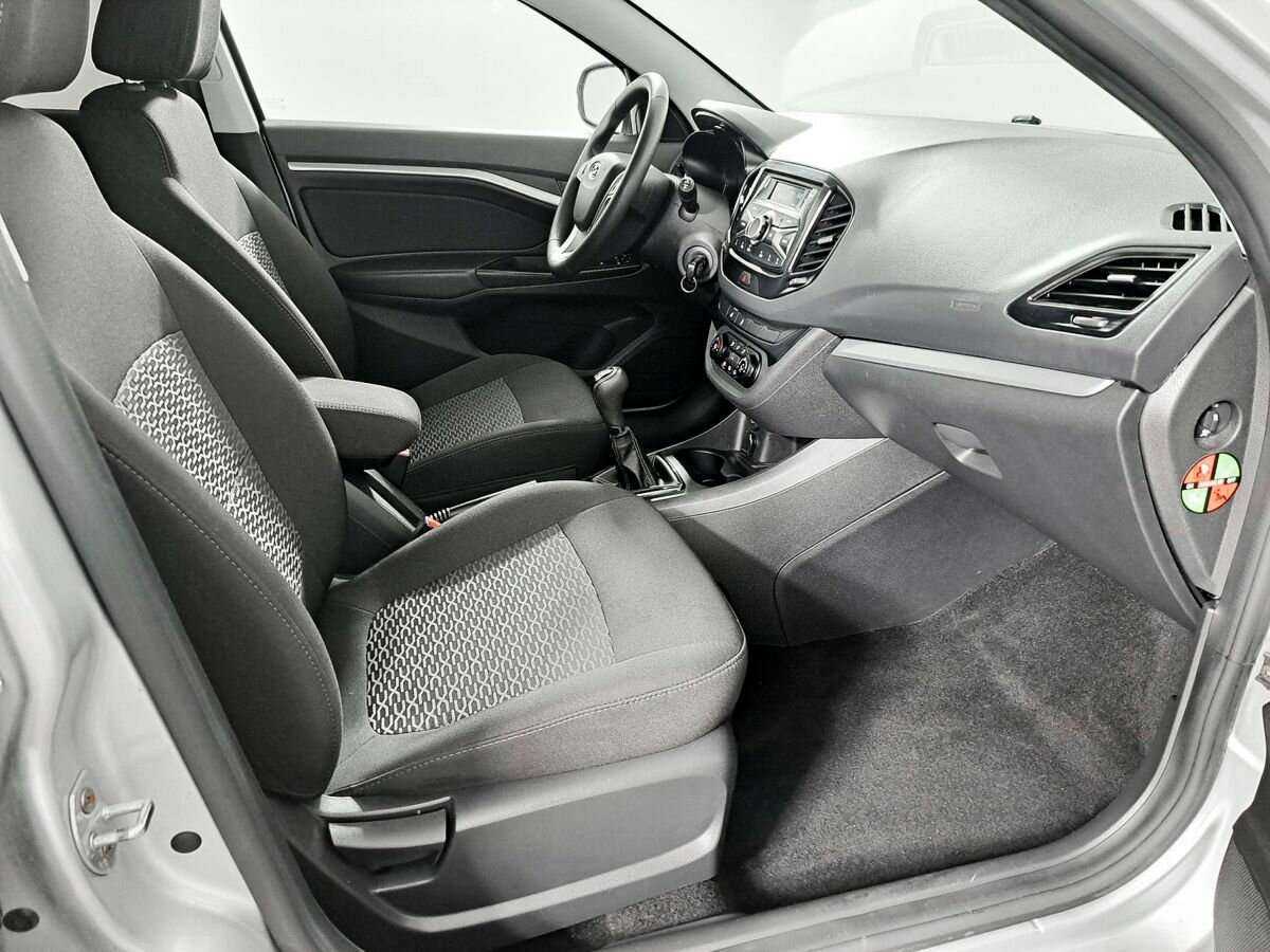 Купить Lada (ВАЗ) Vesta с пробегом. Фото: #6