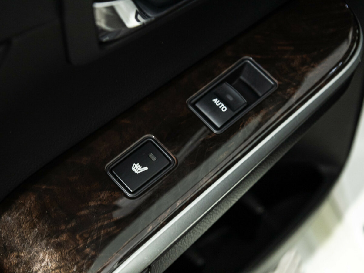 Купить Toyota Camry с пробегом. Фото: #18