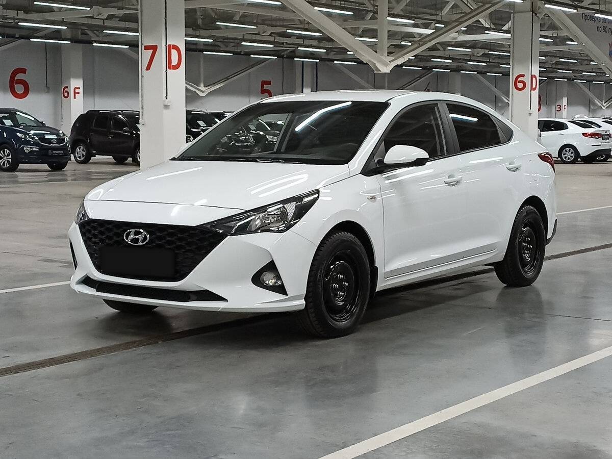 Купить Hyundai Solaris с пробегом. Фото: #0