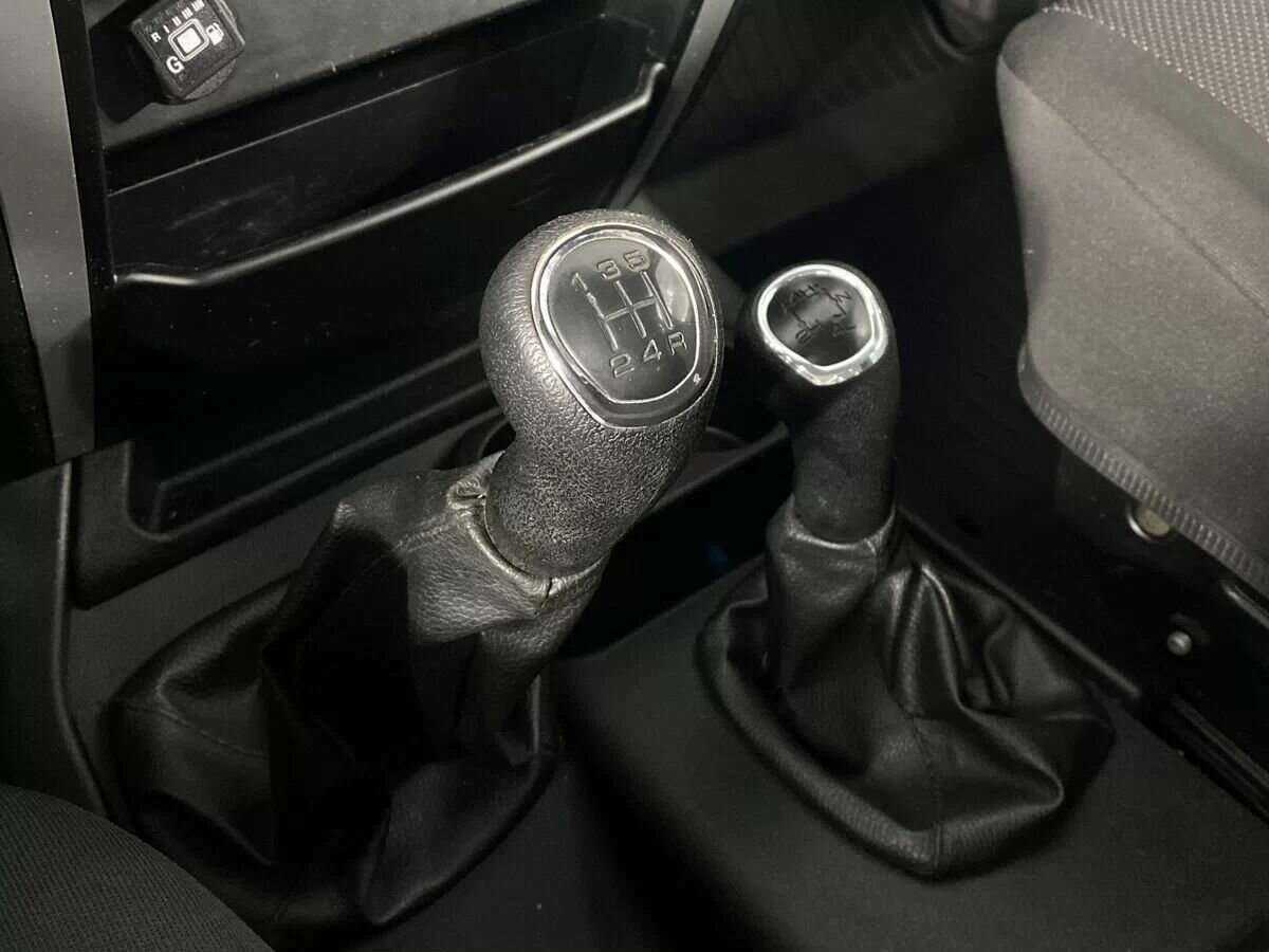 Купить УАЗ Patriot с пробегом. Фото: #11